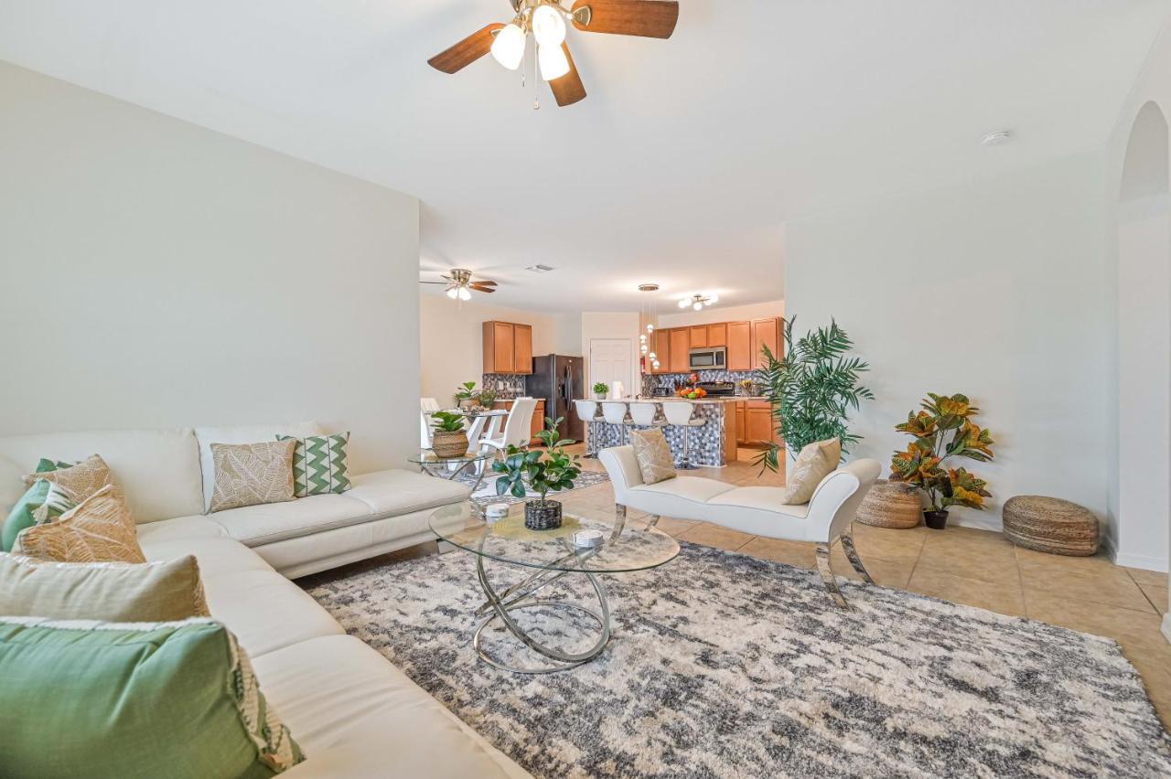 Villa Awesome! Cape Coral Exterior photo